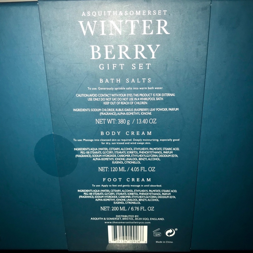 Asquith & Somerset Winter Berry New Bath Gift Set - Picture 6 of 6